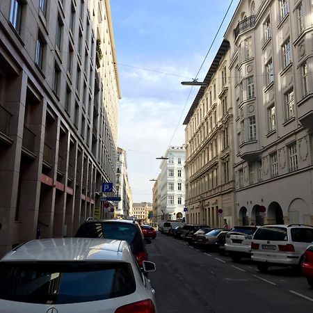 Heart Of Vienna "Opera House" Studio Exterior foto